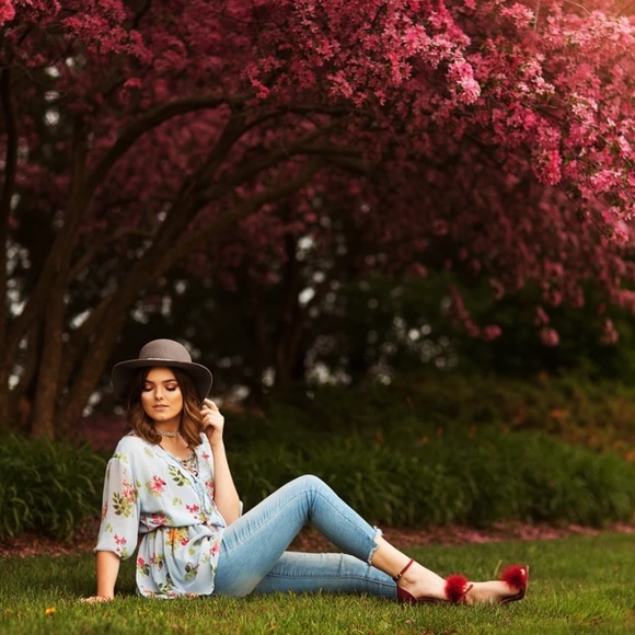 Meet your Posher, Madeline - Picture 1 of 3